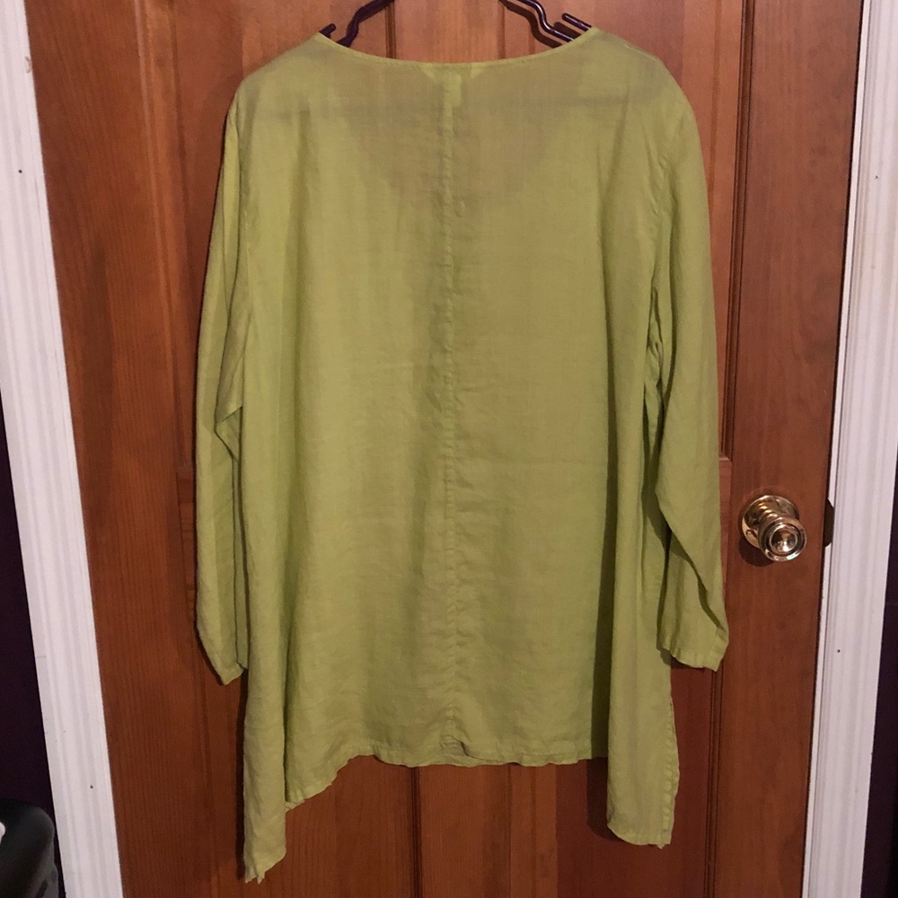 Kleen XL Tunic - Picture 2 of 4